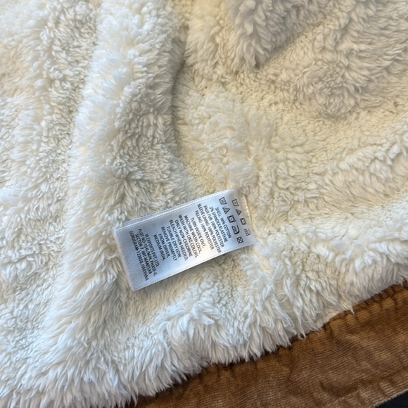 Tommy Bahama toddler 2T coat warm preppy, tan/ brown and white - Picture 8 of 12